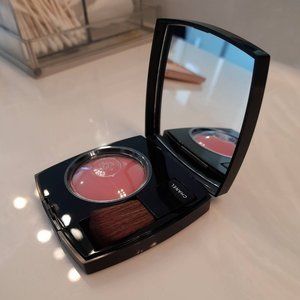 Chanel Blush - Number 72 Rose